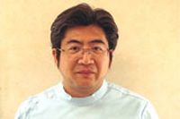 赤松歯科医院 院長赤松哲次